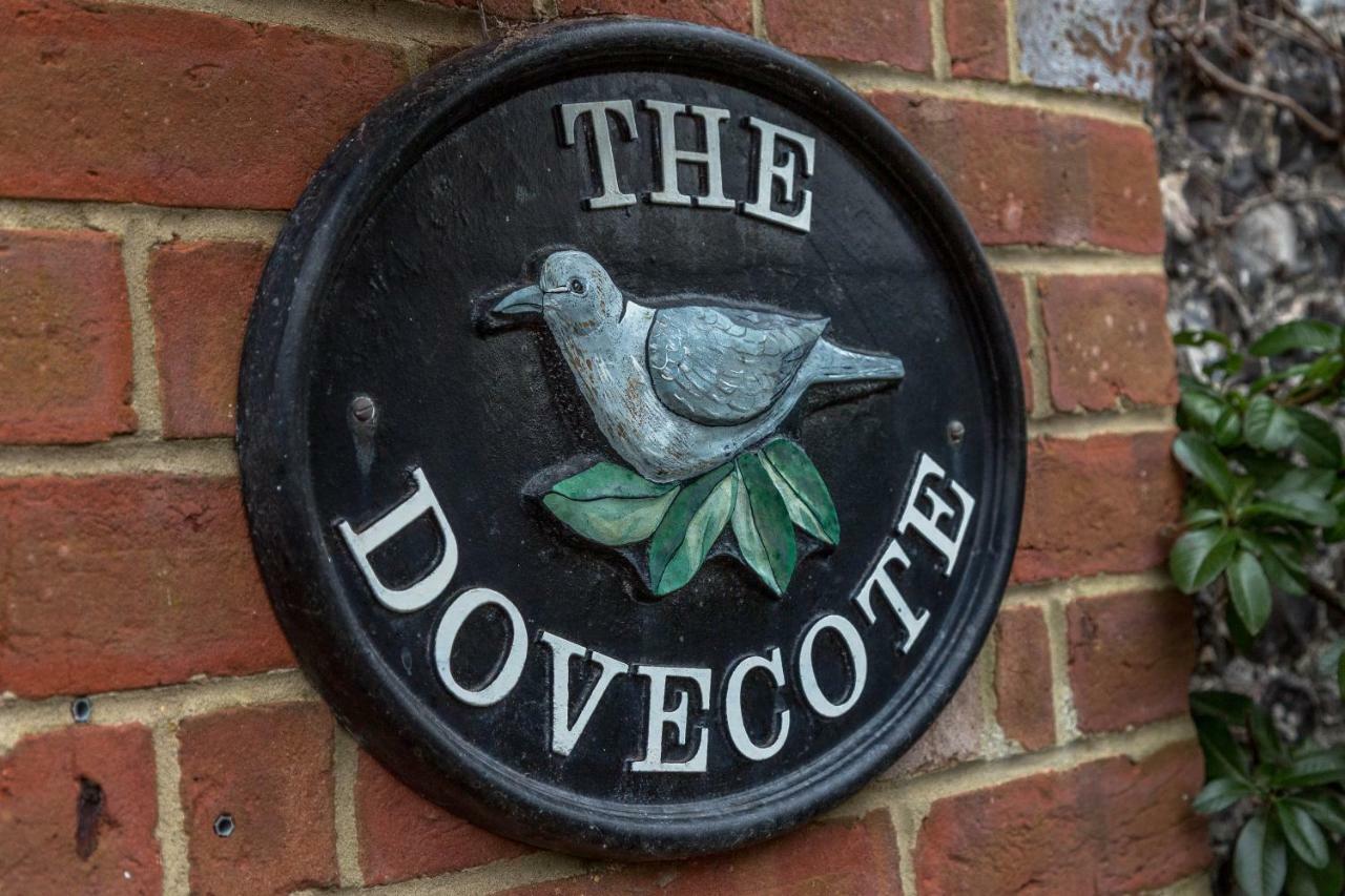 The Dovecote, Stoke Farthing Courtyard Βίλα Broad Chalke Εξωτερικό φωτογραφία